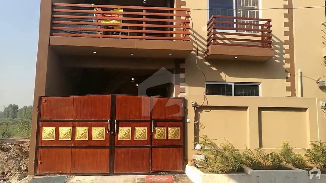 غوری ٹاؤن فیز 4 غوری ٹاؤن اسلام آباد میں 4 کمروں کا 4 مرلہ مکان 65 لاکھ میں برائے فروخت۔