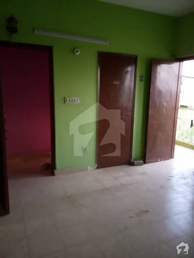3rd floor 2 Bed Flat Available For Rent