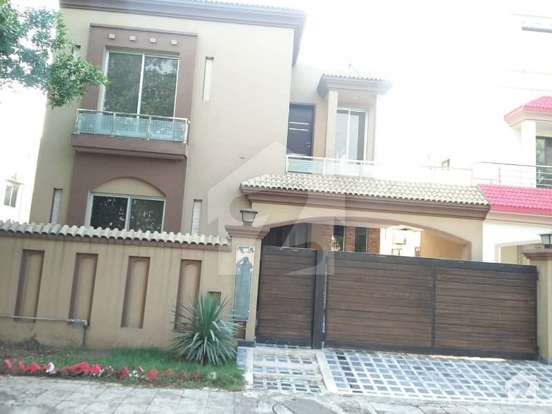 10 Marla Brand New House For Sale in Overseas A Bahria Town Lahore