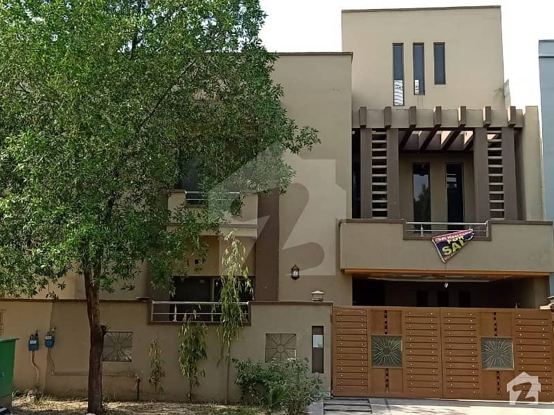5 Marla House For Rent in Usman Block Sector B Bahria Town Lahore