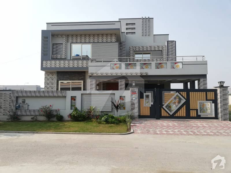 1 Kanal House Is Available For Sale In Dc Colony Neelam Block Gujranwala