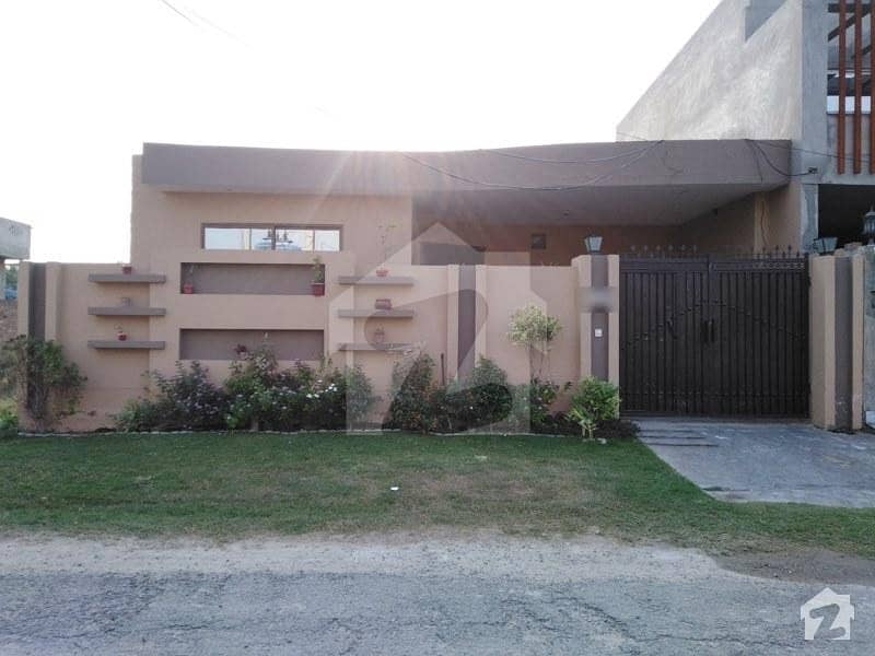 ایلیٹ ٹاؤن ۔ بلاک سی ایلیٹ ٹاؤن لاہور میں 3 کمروں کا 10 مرلہ مکان 60 لاکھ میں برائے فروخت۔
