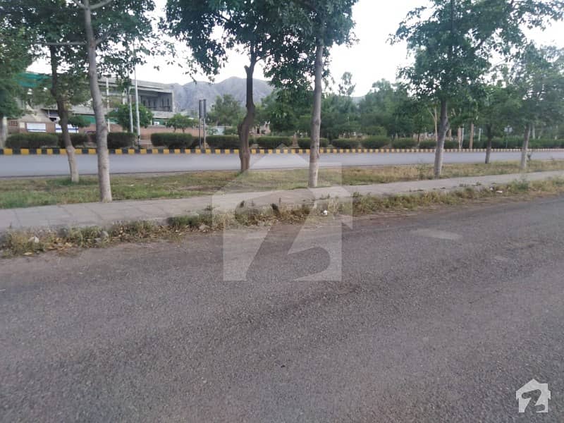 1 Kanal Plot Available For Sale