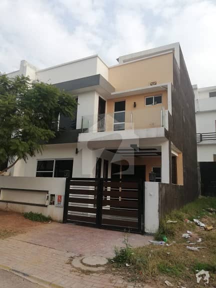 5 Marla Brand New Villa For Rent In Sector B1