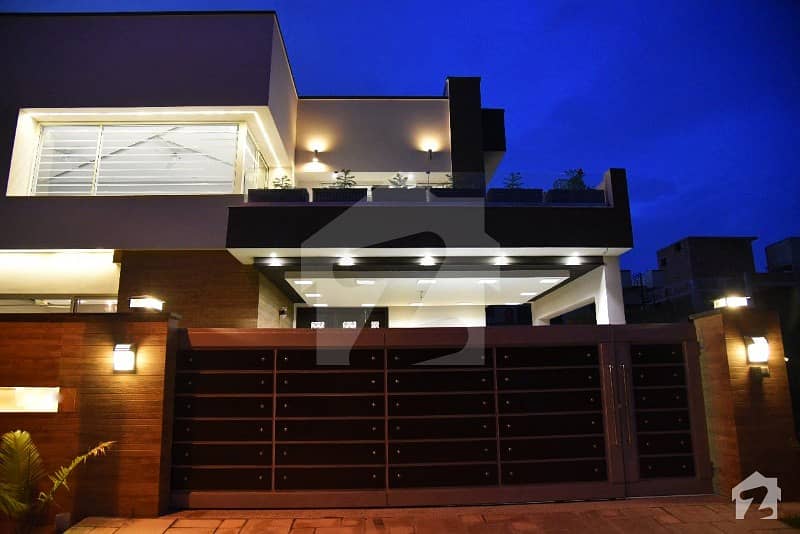 Stunning Brand New 1 Kanal Luxurious House For Sale