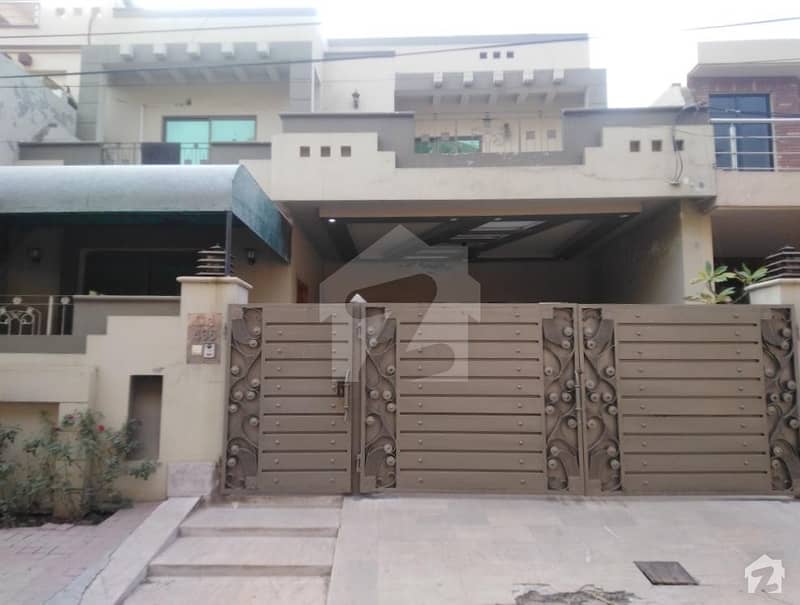 Triple Storey House For Sale