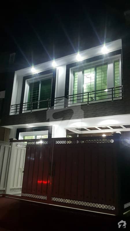 Prime location 25X40 Brand New House for sale