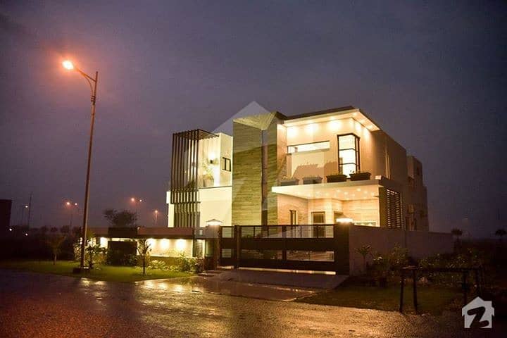 1 Kanal Luxurious Bungalow available for Rent In Dha Phase 8 Park View