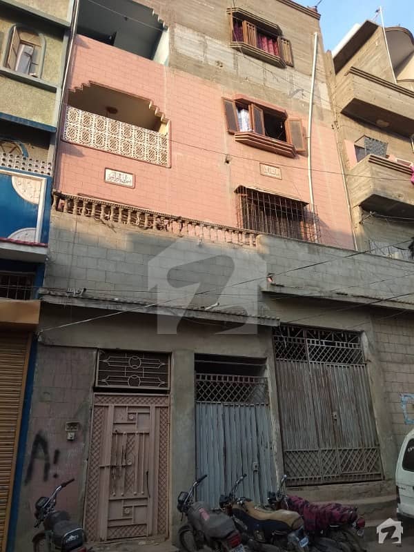 لیاقت آباد - بلاک 5 لیاقت آباد کراچی میں 6 کمروں کا 4 مرلہ مکان 1.8 کروڑ میں برائے فروخت۔