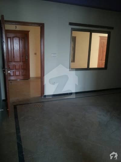 famli flate 2bd with gas flate avelbal fr sale in G -15 markaz islamabad famli flate 2bd with gas flate avelbal fr sale in G -15 markaz islamabad