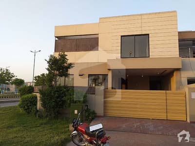 1 Kanal Stylish Designer Bungalow for Sale in DHA 1 Kanal Stylish Designer Bungalow for Sale in DHA