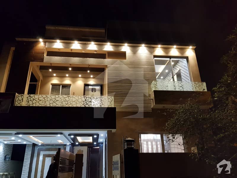 8 Marla Locking Brand New House For Rent in Bahria Town Lahore