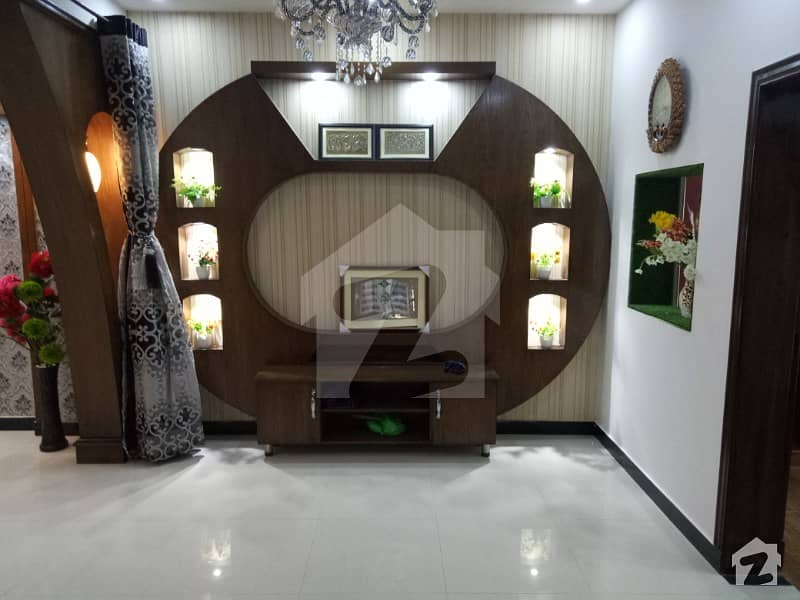 بحریہ ٹاؤن ۔ بلاک بی بی بحریہ ٹاؤن سیکٹرڈی بحریہ ٹاؤن لاہور میں 3 کمروں کا 5 مرلہ مکان 37 ہزار میں کرایہ پر دستیاب ہے۔