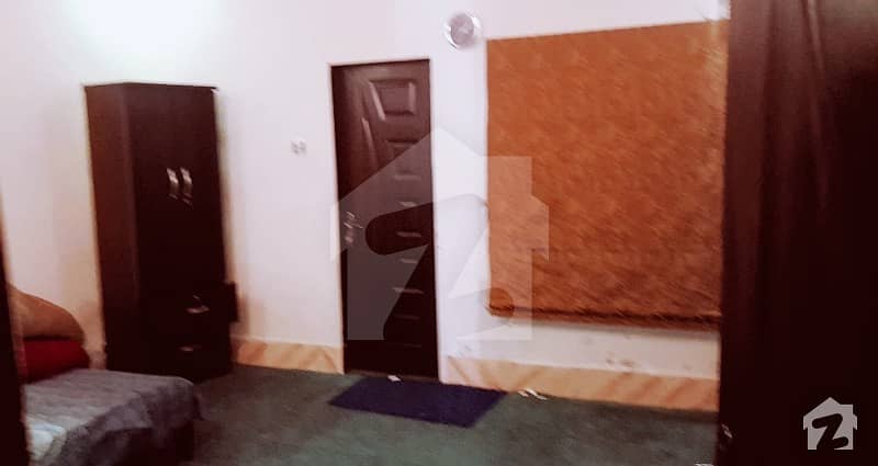 ڈیفینس ویو فیز 2 ڈیفینس ویو سوسائٹی کراچی میں 6 کمروں کا 5 مرلہ مکان 1.7 کروڑ میں برائے فروخت۔