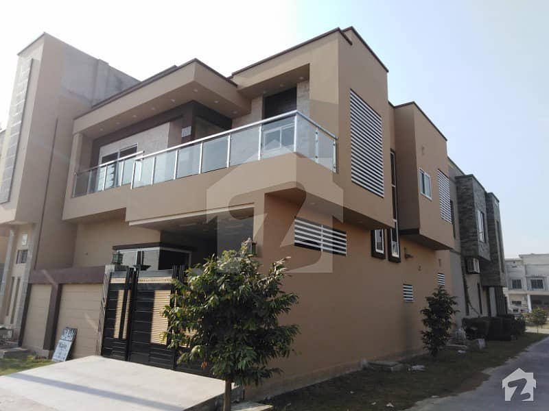 5 Marla Corner House Is Available For Sale In Ghalib City Faisalabad