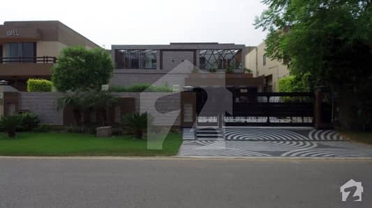 25 Marla Slightly Used Bungalow For Sale 25 Marla Slightly Used Bungalow For Sale