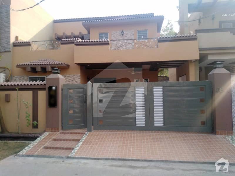 10 Marla House Is Available For Sale In Gulshan-e-Lahore Block C Lahore