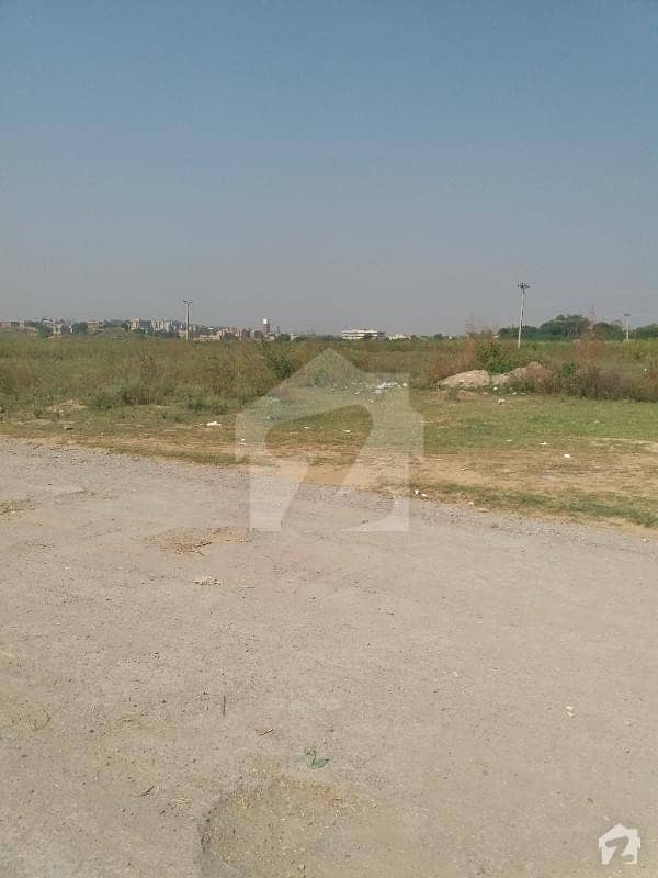 5 MARLA PLOT ON MAIN ROAD WITH EXTRA LAND I11/2, I11, Islamabad ID20073572