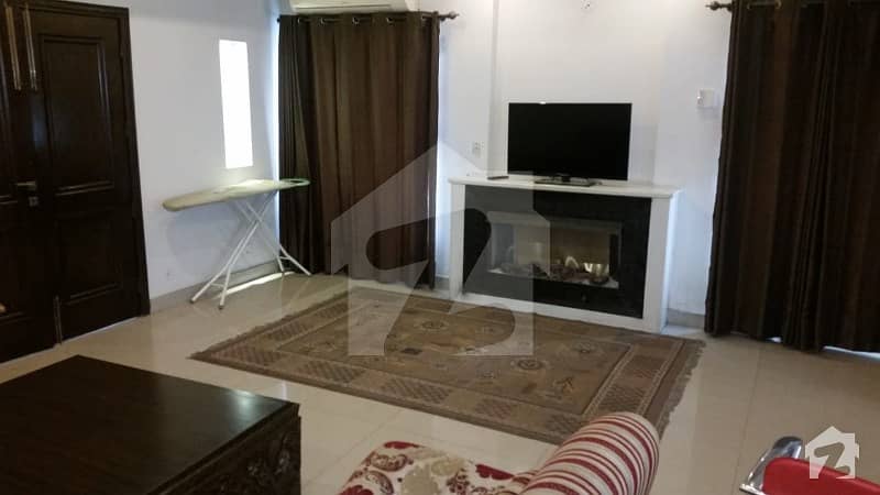 Cantt Estate Offer 16 Marla Fully Furnished Upper Portion In Main Cantt