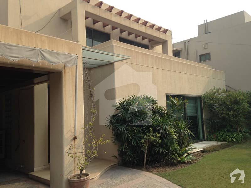 1 Kanal Bungalow For Sale In Dha Phase 3 Y Block