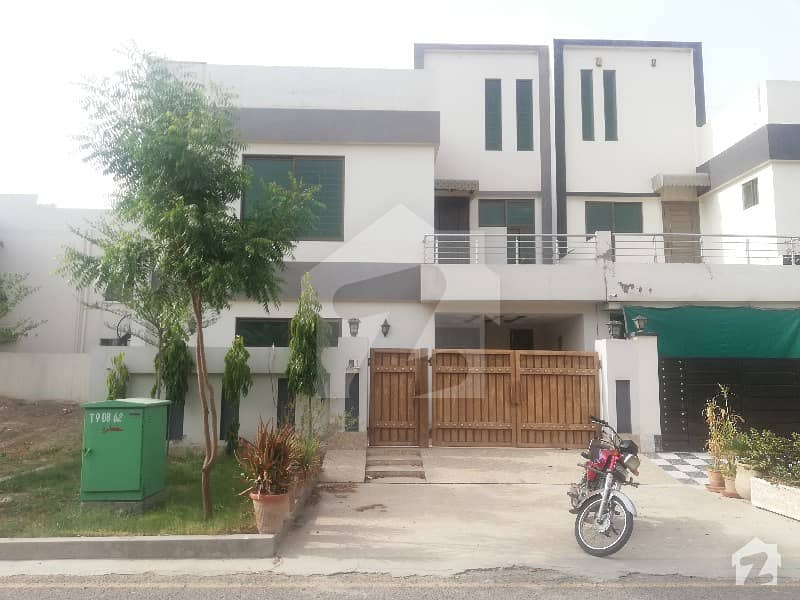 5 Marla House For Rent in Tulip Block Sector C Bahria Town Lahore