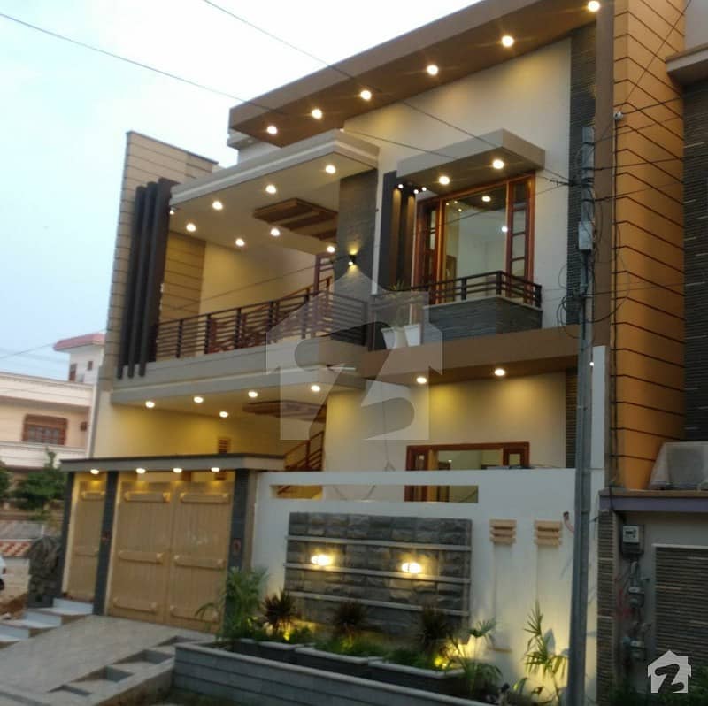 سعدی ٹاؤن سکیم 33 کراچی میں 6 کمروں کا 10 مرلہ مکان 3.5 کروڑ میں برائے فروخت۔