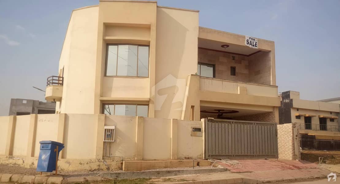Triple Storey Basement House Is Available For Sale