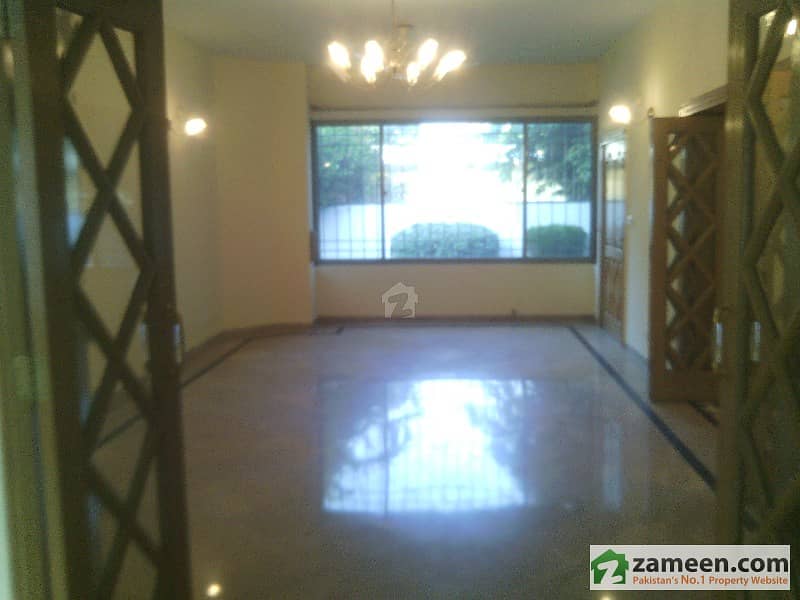 E7 Good Location Main Gomal Road - 60x120 Corner House Available For Sale E7 Good Location Main Gomal Road - 60x120 Corner House Available For Sale