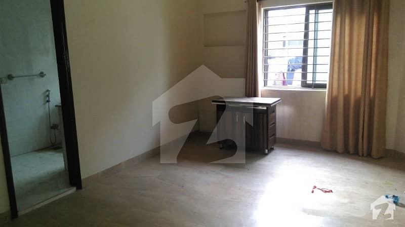 1 KANNAL LOWER PORTION FOR RENT IN DHA