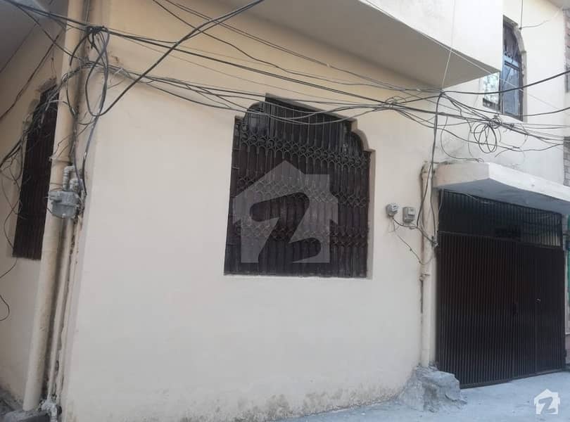 Corner Old House Is Available For Sale Habibullah Road, Lahore ID20008291