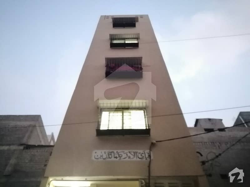 2 Bedroom Flat Is Up For Rent In Qayyumabad