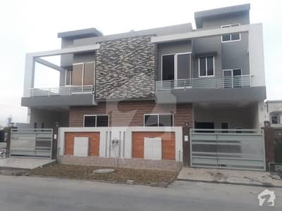 رائل آرچرڈ ملتان پبلک سکول روڈ ملتان میں 3 کمروں کا 5 مرلہ مکان 95 لاکھ میں برائے فروخت۔ رائل آرچرڈ ملتان پبلک سکول روڈ ملتان میں 3 کمروں کا 5 مرلہ مکان 95 لاکھ میں برائے فروخت۔