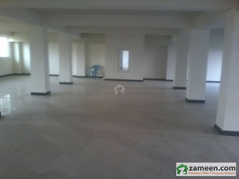 Out Class 2300 sq ft Basement Floor Space For Rent In E-11/2 Markaz