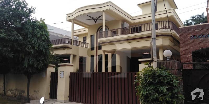One Kanal Beautiful Old House Proper Double Unit For Sale Dha