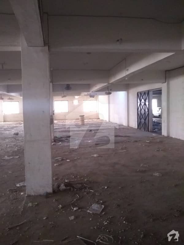 1st floor ware house available for rent with big ramp easy access for shezore car