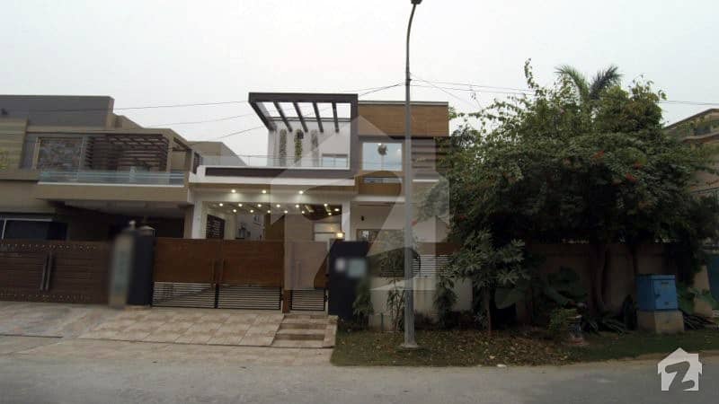 10 Marla Brand New Corner House For Sale In M Block Of Air Avenue Lahore