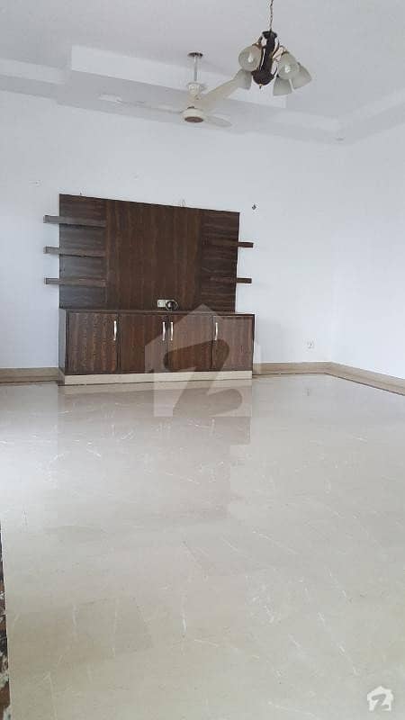 10 Marla Upper Portion For Rent In DHA Phase 5 Block L