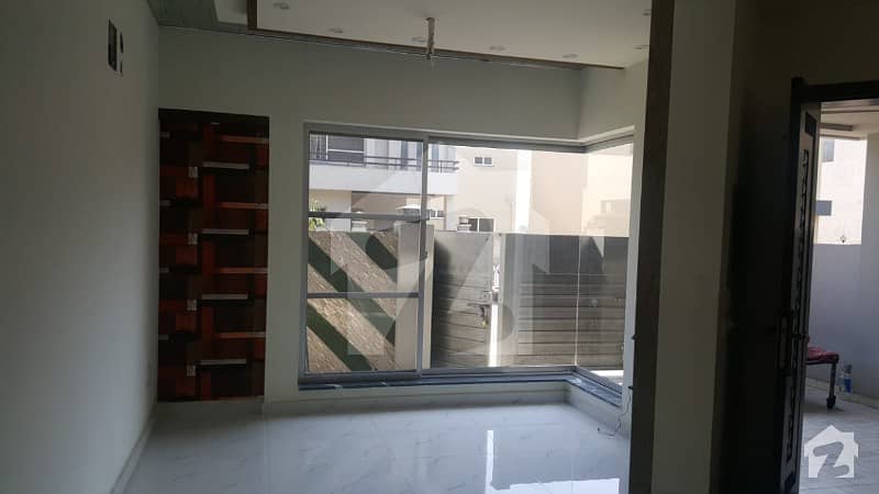 8 Marla Out Class Option Available For Sale In DHA Phase 4 JJ