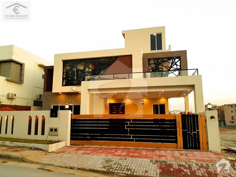 Designer 1 Kanal House Is For Sale At Heighted Location