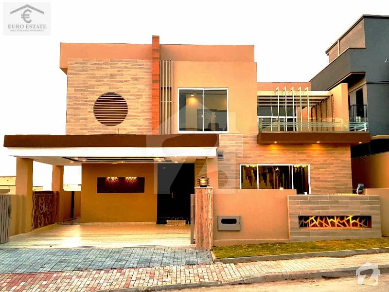 بحریہ ٹاؤن فیز 4 بحریہ ٹاؤن راولپنڈی راولپنڈی میں 5 کمروں کا 1 کنال مکان 4.6 کروڑ میں برائے فروخت۔