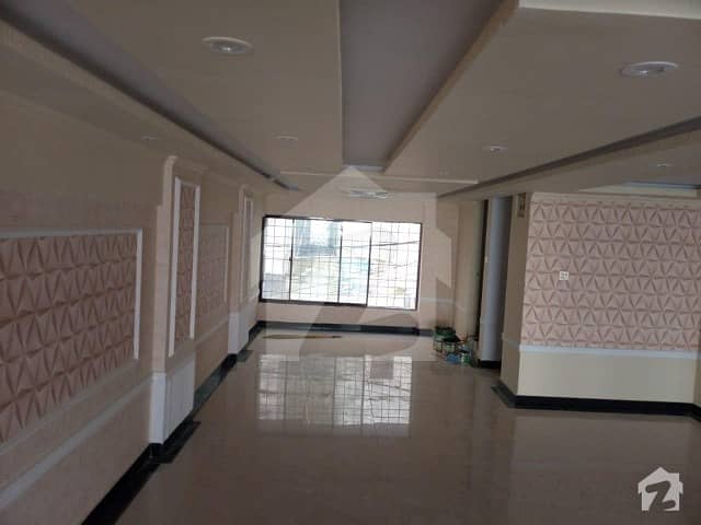 Mezzanine For Sale 900 Sq Feet Front Enterence In Badar Commercial