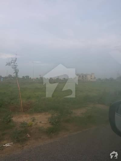 Facing Park Investment Opportunity Facing Park Plot For Sale On 70 Feet Road Facing Park Investment Opportunity Facing Park Plot For Sale On 70 Feet Road