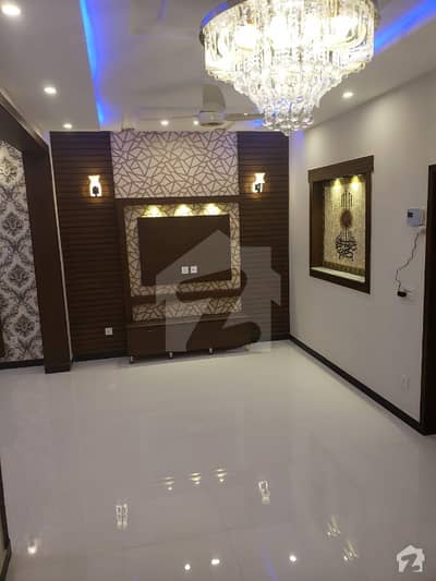 Brand New 5 Marla Upper Portion for Rent in Block EE Bahria Town Lahore