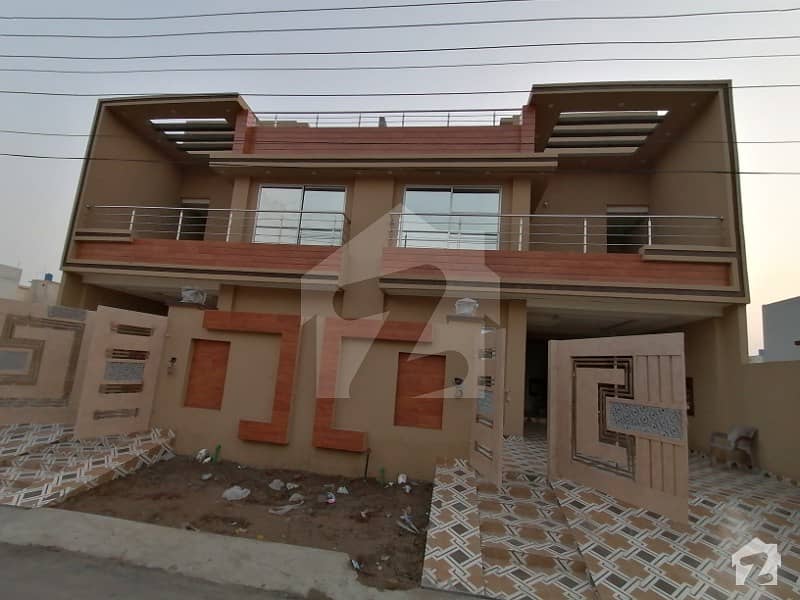 آرکیٹیکٹس انجنیئرز ہاؤسنگ سوسائٹی لاہور میں 5 کمروں کا 10 مرلہ مکان 1.99 کروڑ میں برائے فروخت۔
