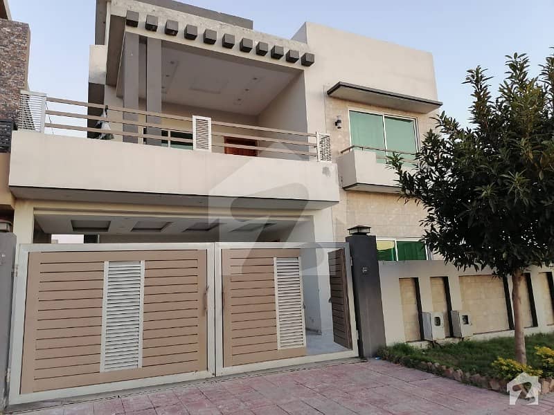 10 Marla Brand New House For Rent In Block E