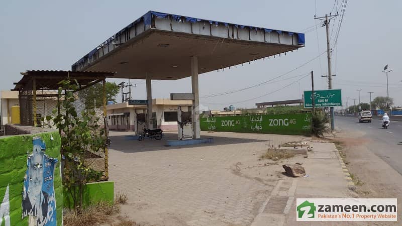 82 Marla Commercial Place Available For Petrol Pump At Sargodha Road Fsd