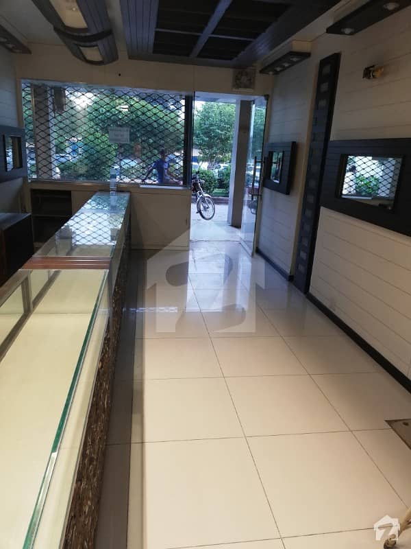 F7 Markaz Jinnah Supper Market 497 Square Feet Space For Rent