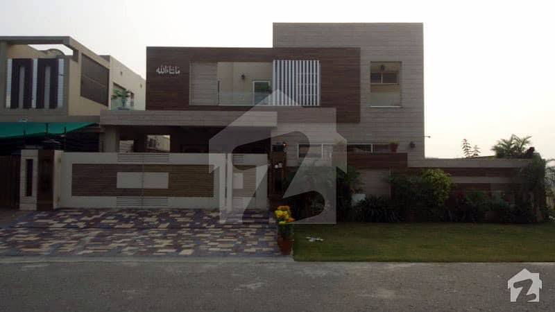 ڈی ایچ اے فیز 6 - بلاک این فیز 6 ڈیفنس (ڈی ایچ اے) لاہور میں 5 کمروں کا 1 کنال مکان 5.25 کروڑ میں برائے فروخت۔