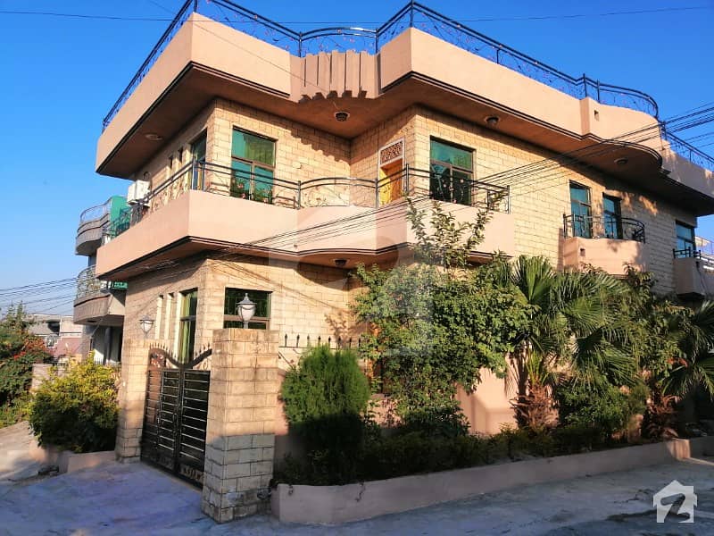 12 Marla Beautiful 7 Bedrooms Corner Triple Storey House In Khan Avenue Chaklala Scheme 3 Rwp