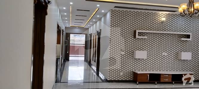 Available For Sale 1 Kanal House Double Unit Tile Flooring Available For Sale 1 Kanal House Double Unit Tile Flooring